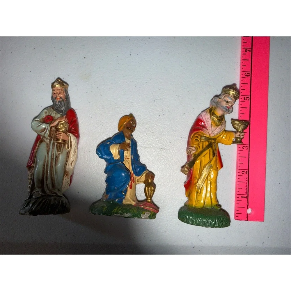 LOT OF THREE Vintage  Italy  5 Inch Wise Men Christmas Nativity Figurines